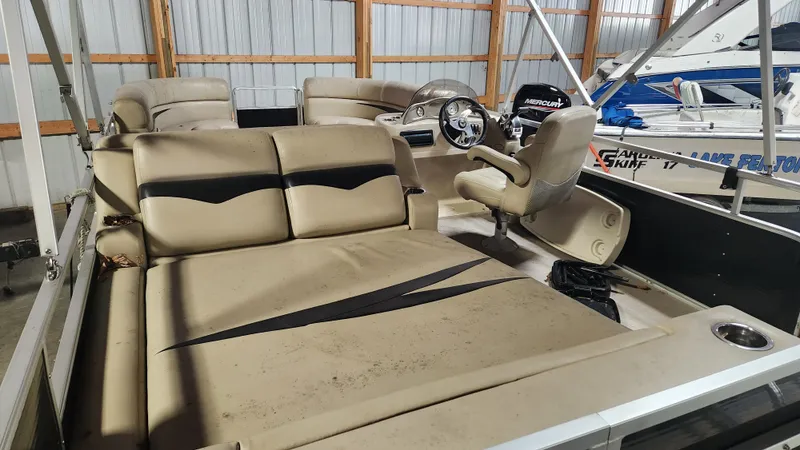 Slide: The Image of Harris 200 CX 2011 - 5