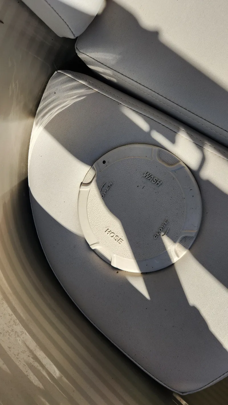 Slide: The Image of Bennington R25 RSD 2018 - 48