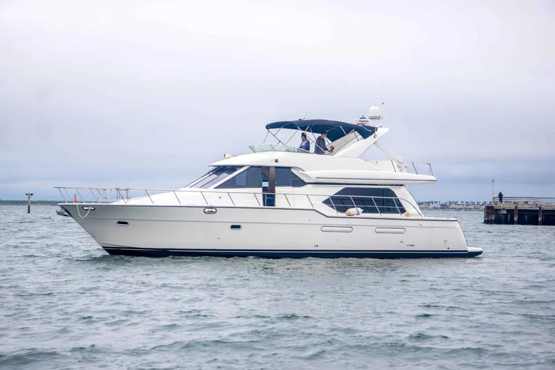 Slide: The Image of Bayliner 5288 Pilothouse Motor Yacht 1999 - 39