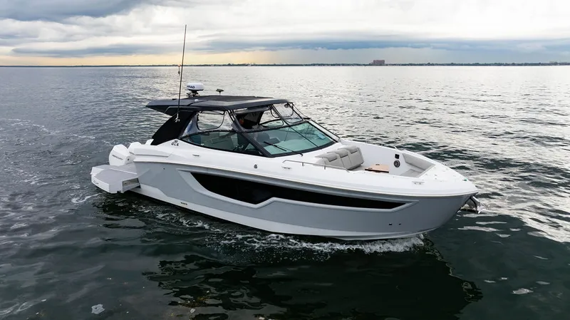 Slide: The Image of Cruisers 38 GLS OB 2024 - 29
