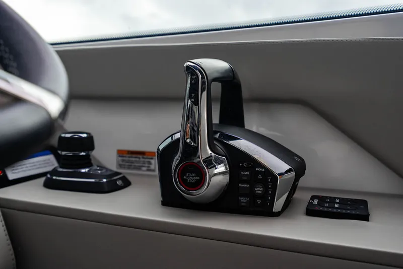 Slide: The Image of Cruisers 38 GLS OB 2024 - 55