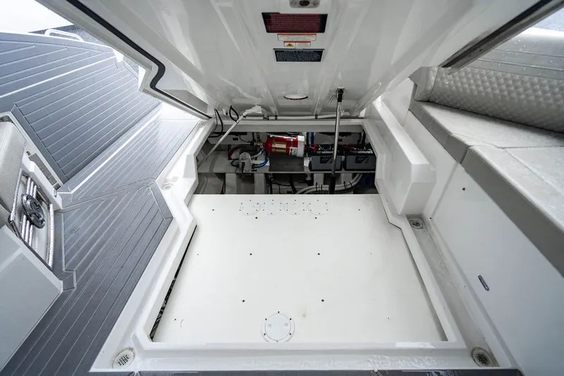 Slide: The Image of Cruisers 38 GLS OB 2024 - 81