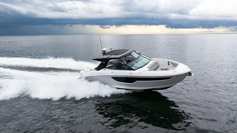 Slide: The Image of Cruisers 38 GLS OB 2024 - 23