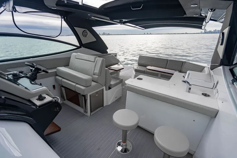 Slide: The Image of Cruisers 38 GLS OB 2024 - 56