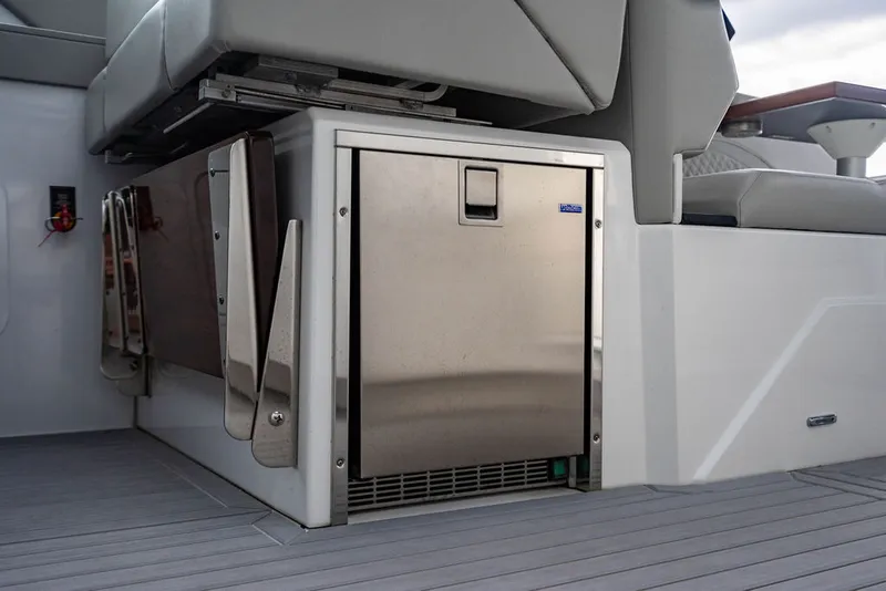 Slide: The Image of Cruisers 38 GLS OB 2024 - 58