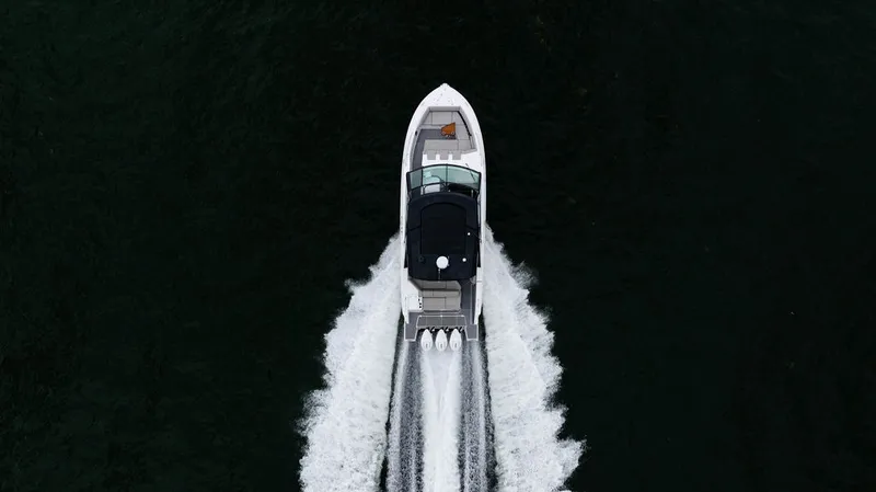 Slide: The Image of Cruisers 38 GLS OB 2024 - 20
