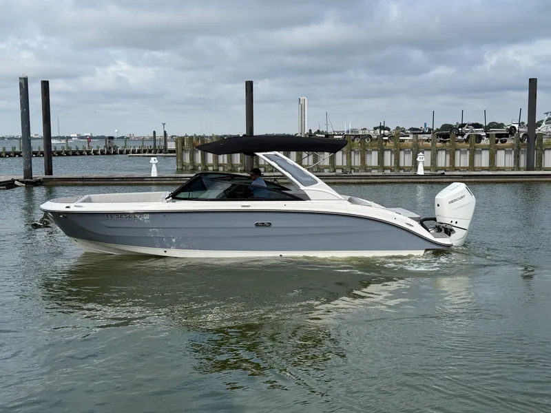 The Image of Sea Ray 270 SDX OB 2025 - 0