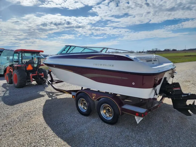 Slide: The Image of Crownline Boats 205 BR 2001 - 13
