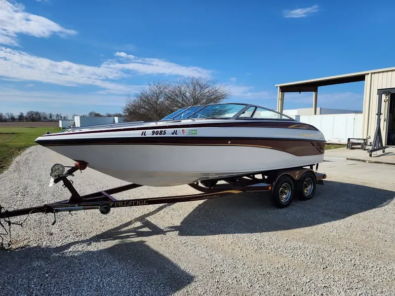 Slide: The Image of Crownline Boats 205 BR 2001 - 4