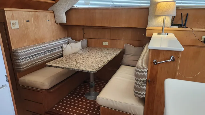 Slide: The Image of Hatteras 52 Cockpit Motor Yacht 1997 - 11