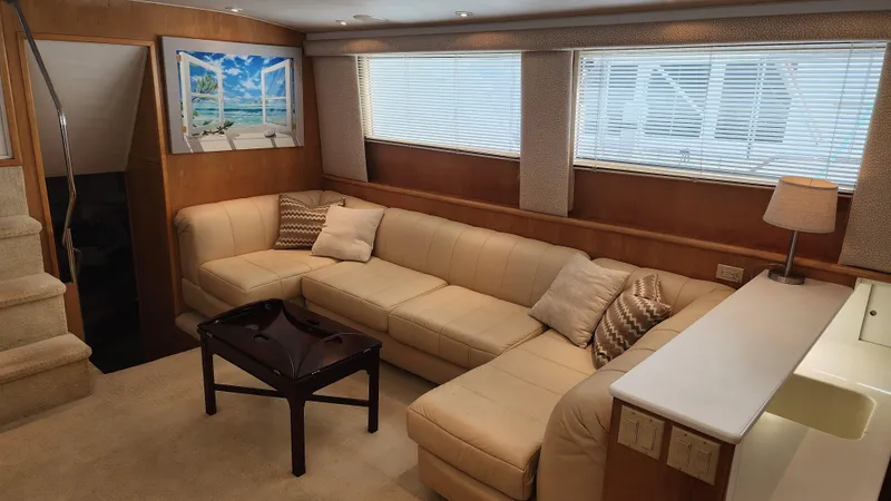 Slide: The Image of Hatteras 52 Cockpit Motor Yacht 1997 - 3