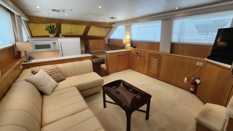 Slide: The Image of Hatteras 52 Cockpit Motor Yacht 1997 - 1