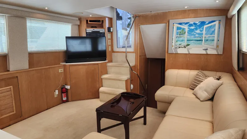 Slide: The Image of Hatteras 52 Cockpit Motor Yacht 1997 - 6