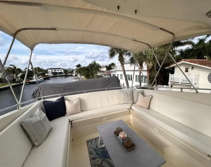 Slide: The Image of Hatteras 67 Cockpit Motor Yacht 1989 - 7