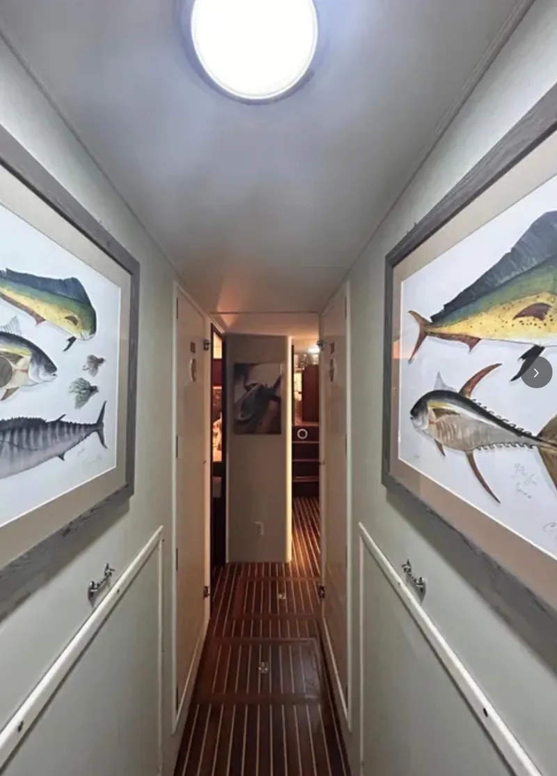 Slide: The Image of Hatteras 67 Cockpit Motor Yacht 1989 - 21