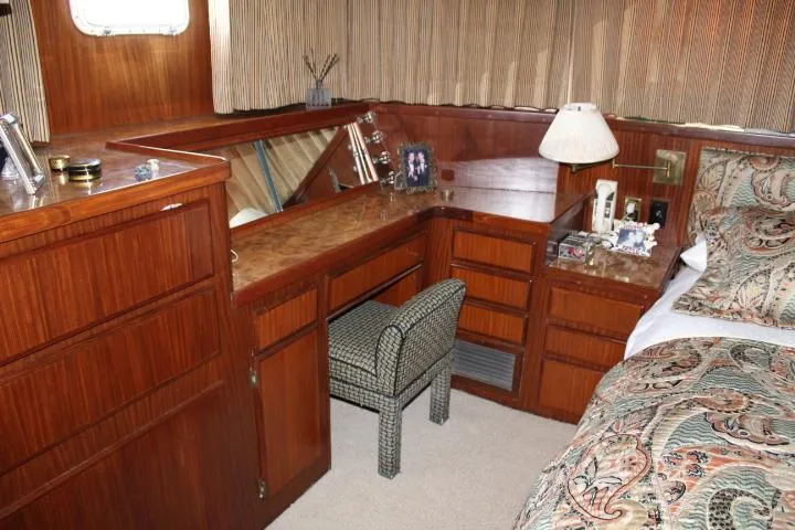 Slide: The Image of Hatteras 58 Motor Yacht 1985 - 19