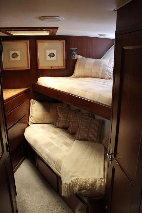 Slide: The Image of Hatteras 58 Motor Yacht 1985 - 31