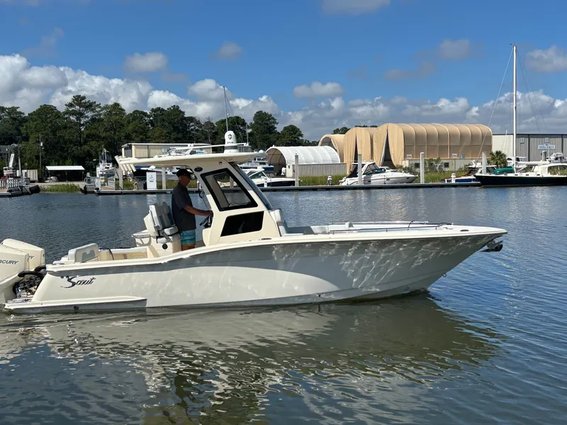 Slide: The Image of Scout 260 LXF 2024 - 1