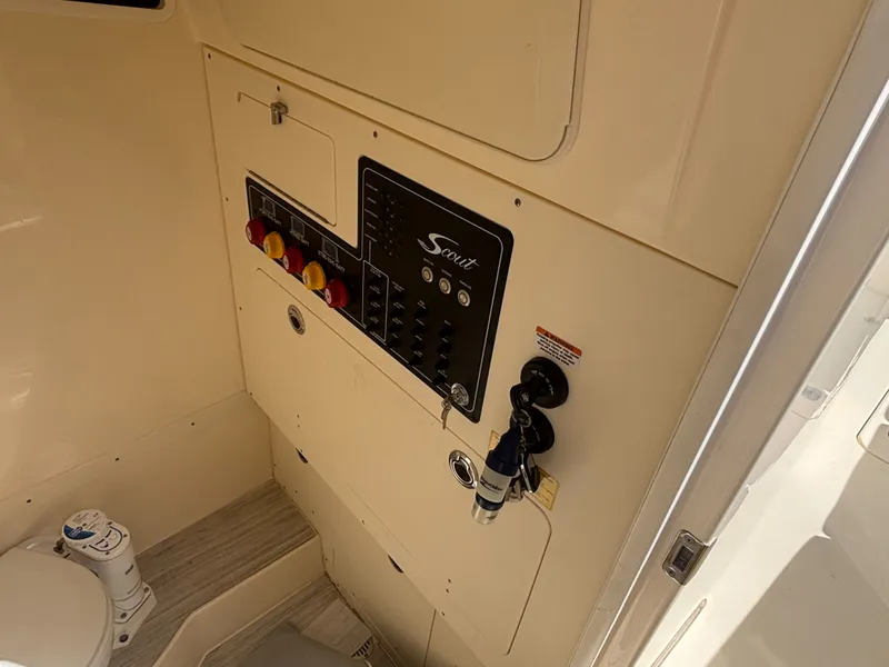 Slide: The Image of Scout 260 LXF 2024 - 44