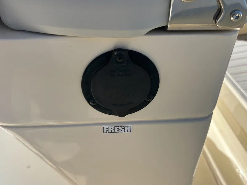 Slide: The Image of Scout 260 LXF 2024 - 49