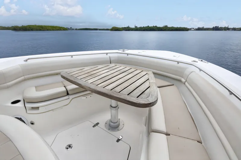 Slide: The Image of Boston Whaler 380 OUTRAGE 2018 - 30