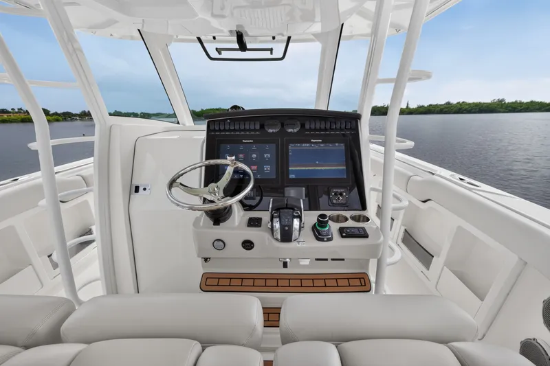 Slide: The Image of Boston Whaler 380 OUTRAGE 2018 - 59