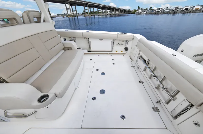 Slide: The Image of Boston Whaler 380 OUTRAGE 2018 - 45