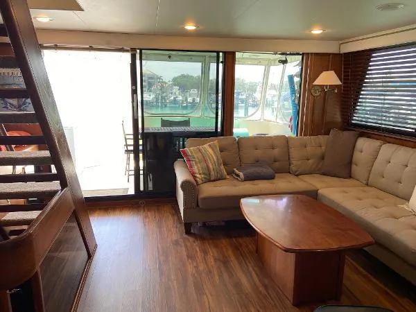 Slide: The Image of Viking Extended Aft Deck Motor Yacht 1990 - 8
