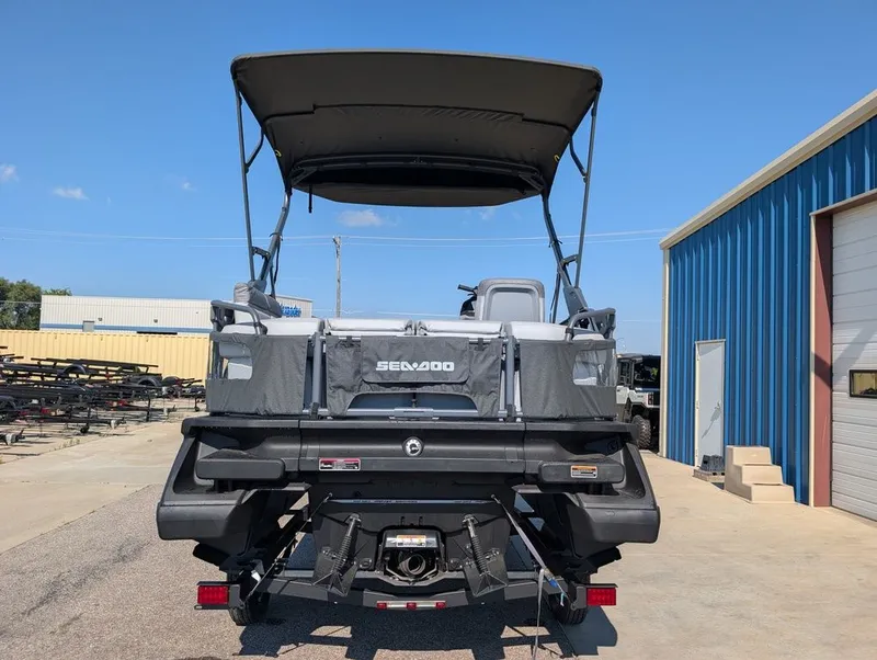 Slide: The Image of Sea-Doo Switch Sport™ Compact - 170 hp Galvanized 2026 - 3