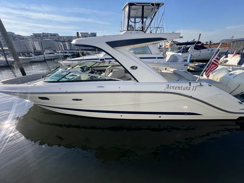 Slide: The Image of Sea Ray 310 SLX OB 2020 - 2