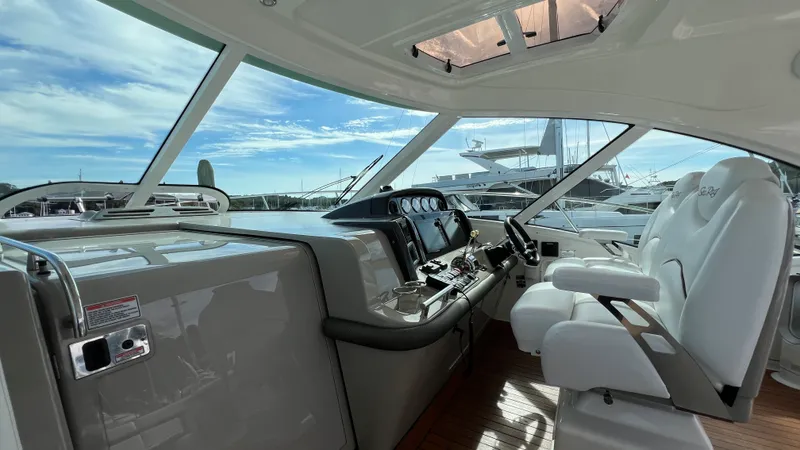 Slide: The Image of Sea Ray 48 Sundancer 2006 - 31