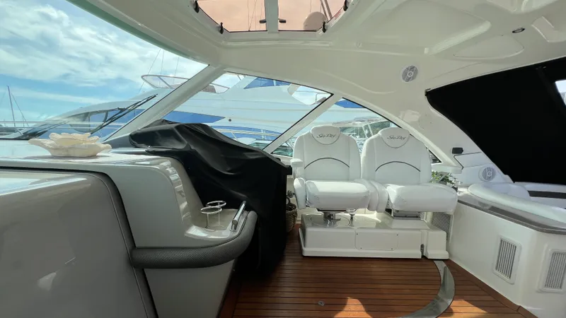 Slide: The Image of Sea Ray 48 Sundancer 2006 - 18