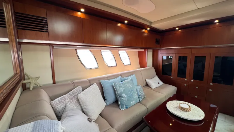 Slide: The Image of Sea Ray 48 Sundancer 2006 - 86