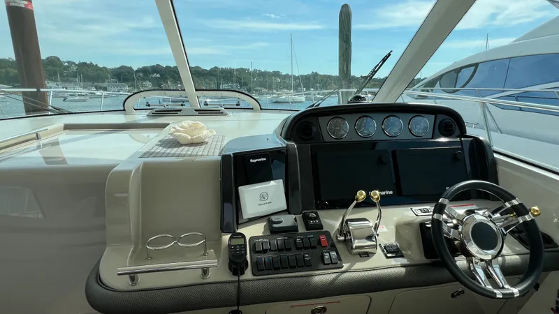 Slide: The Image of Sea Ray 48 Sundancer 2006 - 25