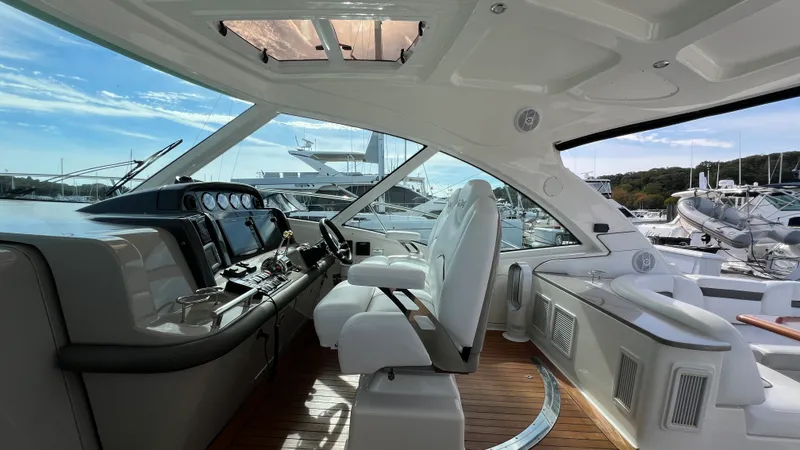Slide: The Image of Sea Ray 48 Sundancer 2006 - 29
