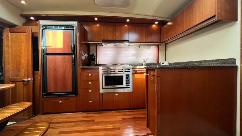 Slide: The Image of Sea Ray 48 Sundancer 2006 - 44