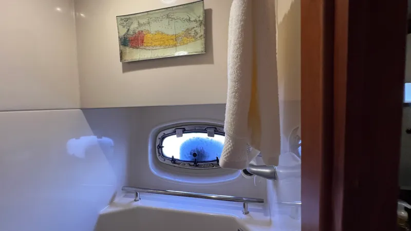Slide: The Image of Sea Ray 48 Sundancer 2006 - 79