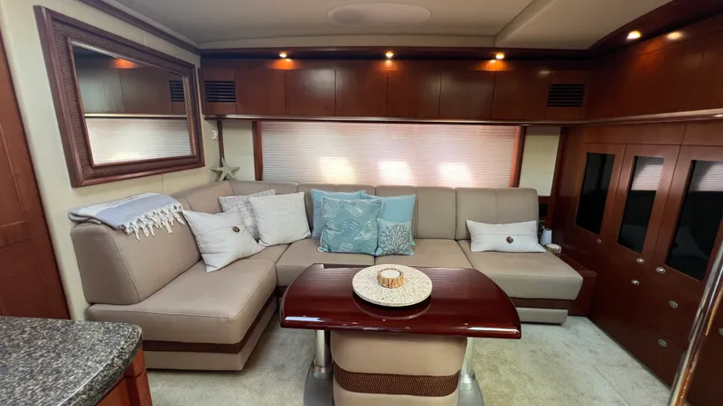 Slide: The Image of Sea Ray 48 Sundancer 2006 - 33