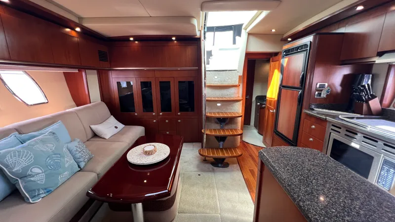 Slide: The Image of Sea Ray 48 Sundancer 2006 - 85
