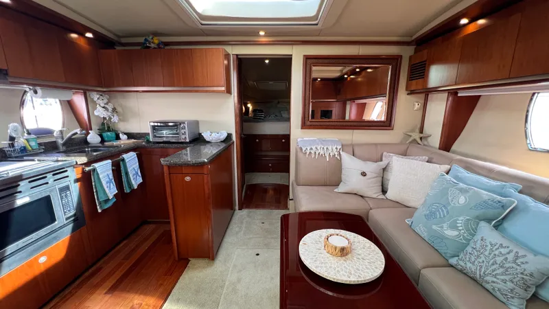 Slide: The Image of Sea Ray 48 Sundancer 2006 - 87