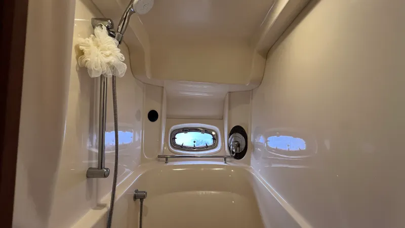 Slide: The Image of Sea Ray 48 Sundancer 2006 - 66