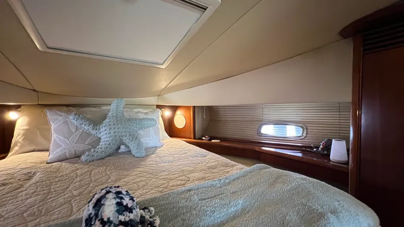 Slide: The Image of Sea Ray 48 Sundancer 2006 - 53