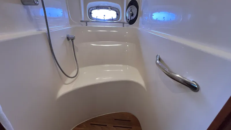 Slide: The Image of Sea Ray 48 Sundancer 2006 - 67