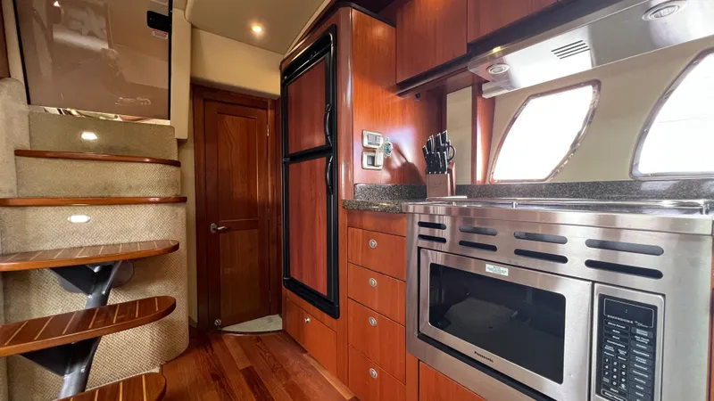 Slide: The Image of Sea Ray 48 Sundancer 2006 - 46