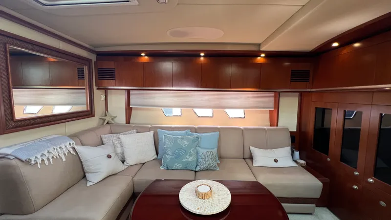 Slide: The Image of Sea Ray 48 Sundancer 2006 - 90