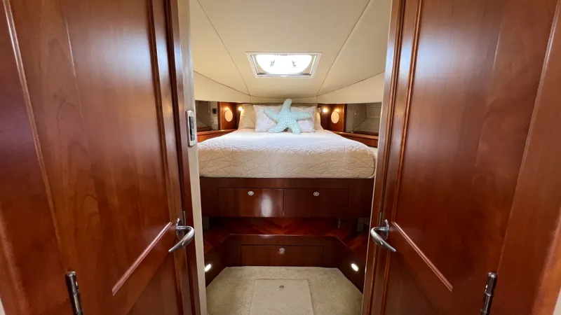 Slide: The Image of Sea Ray 48 Sundancer 2006 - 55