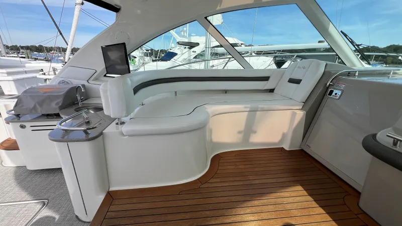 Slide: The Image of Sea Ray 48 Sundancer 2006 - 27