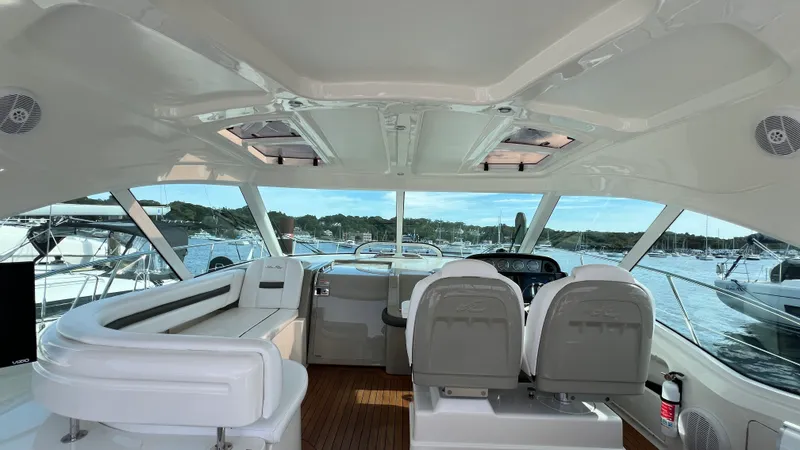 Slide: The Image of Sea Ray 48 Sundancer 2006 - 25