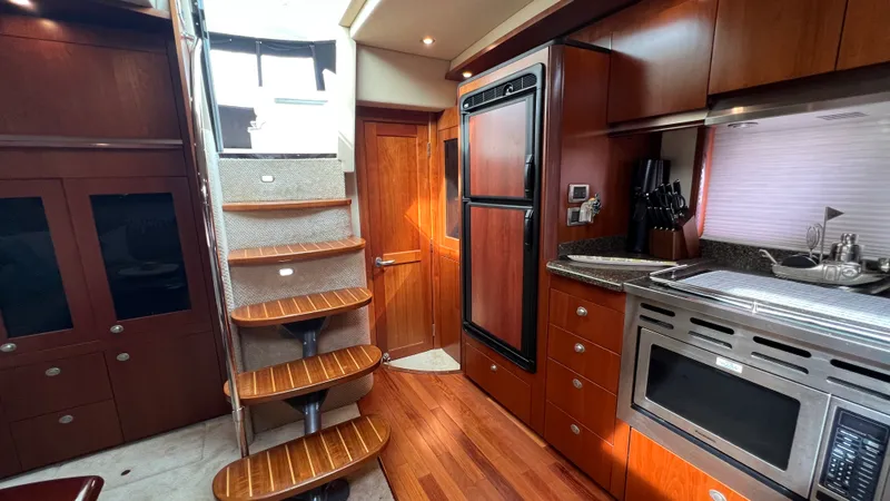 Slide: The Image of Sea Ray 48 Sundancer 2006 - 41