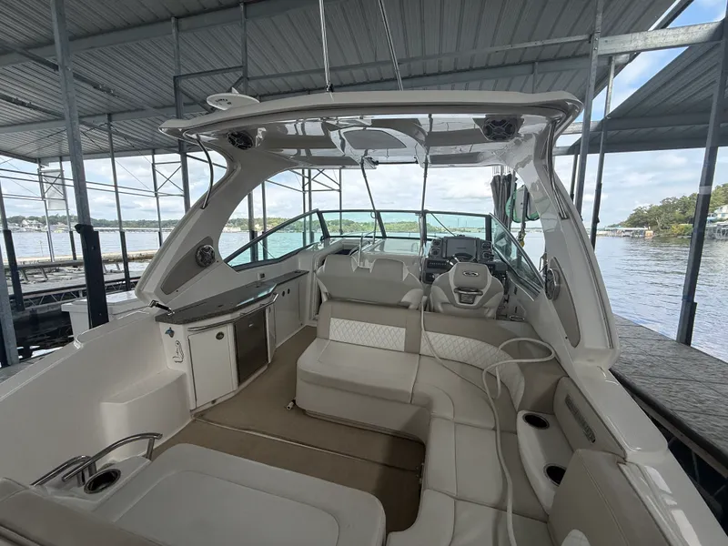 Slide: The Image of Chaparral 330 SIGNATURE 2015 - 14